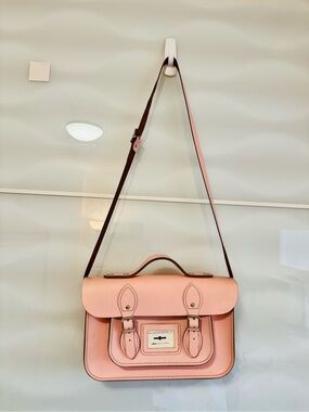NWOT The leather satchel company pink purse crossbody messenger kawaii cute